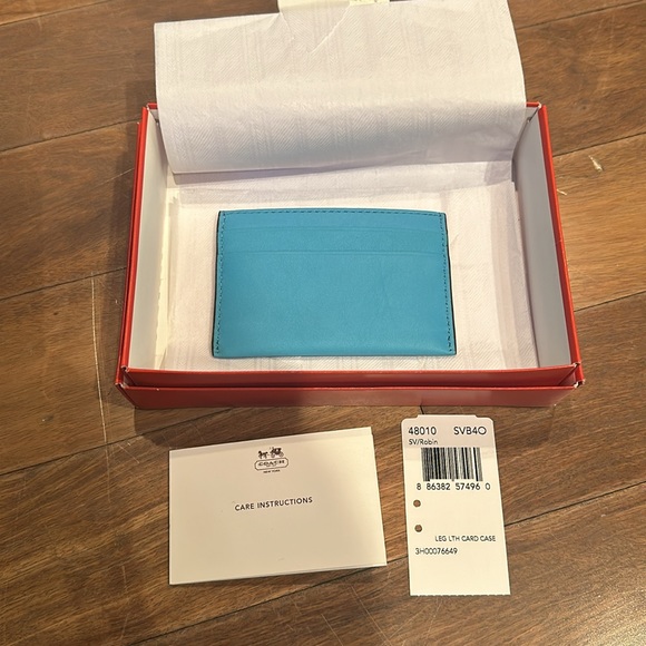 Coach Card Case- Robins egg blue - Picture 2 of 4